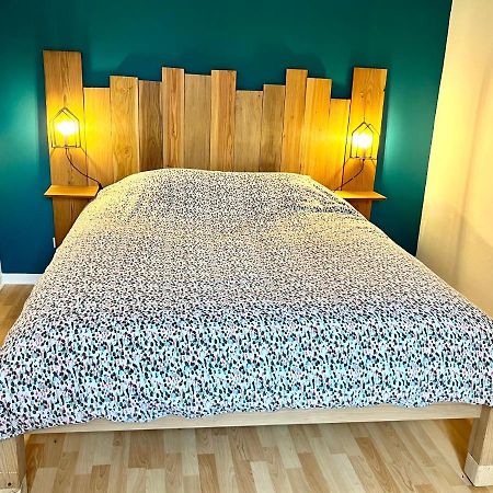 Agreable Gite Au Coeur Du Centre Ville 4 Personnes Шани Екстериор снимка